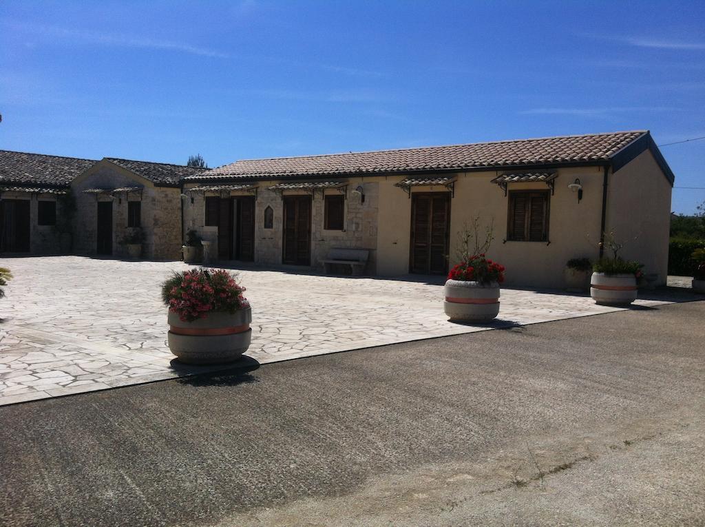 Oasi Di Cava Ispica Villa Pietre Nere San Zagaria Eksteriør bilde