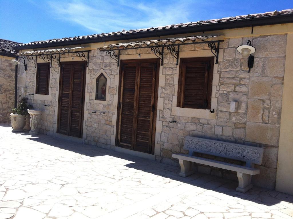 Oasi Di Cava Ispica Villa Pietre Nere San Zagaria Eksteriør bilde