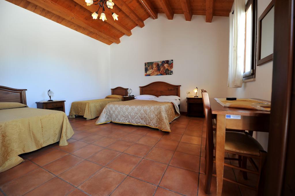 Oasi Di Cava Ispica Villa Pietre Nere San Zagaria Rom bilde
