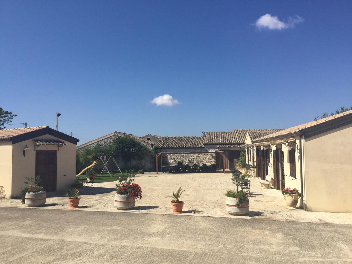 Oasi Di Cava Ispica Villa Pietre Nere San Zagaria Eksteriør bilde
